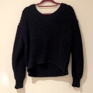 Long sleeve knit shirt